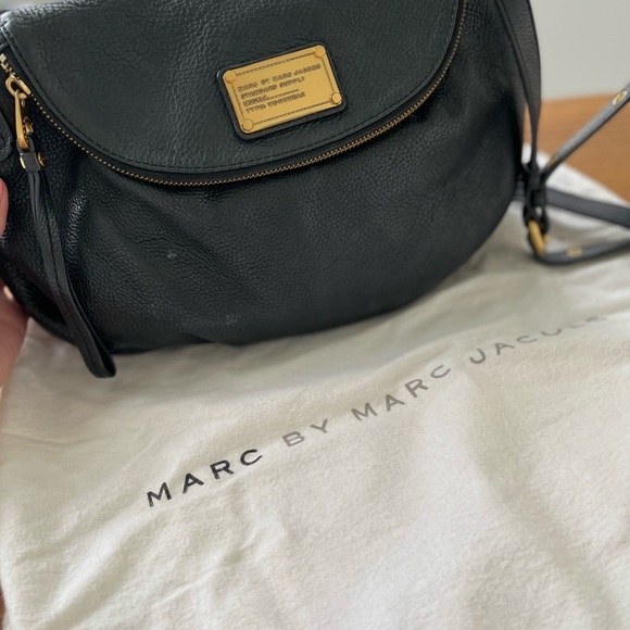Authentic Marc Jacobs crossbody bag - Picture 2 of 4